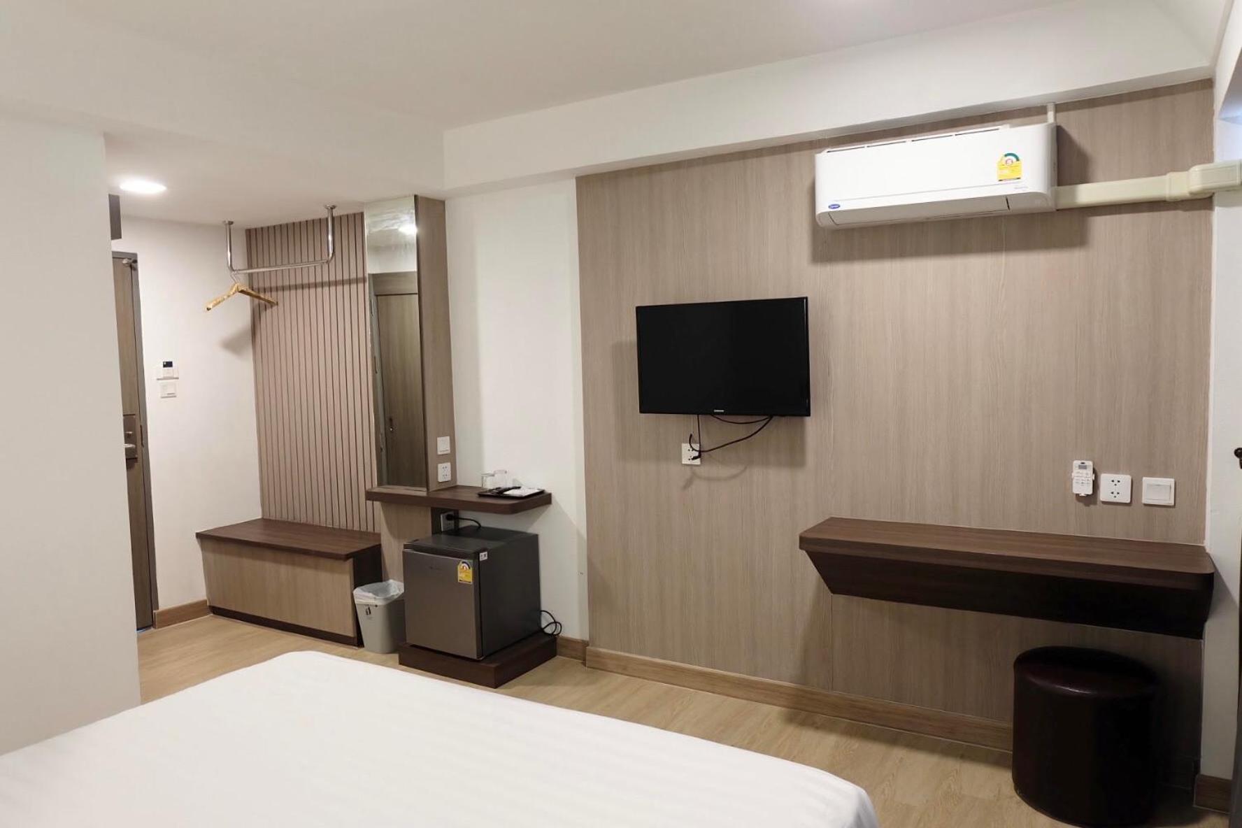 U-Thong Hotel Phitsanulok Exteriör bild
